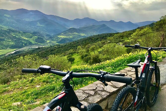 Mountain bike tour of the Madonie from Cefalù - The guide makes the difference