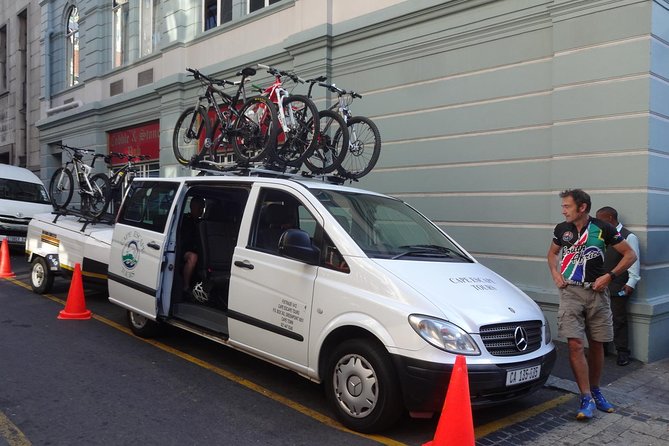 Mountain Biking Table Mountain to Constantia Morning Ride - The return toward Constantia’s wine estates