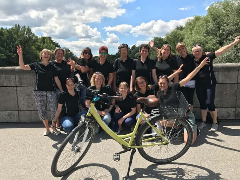Munich by Bike: Half-Day Tour with Local Guide - Key points at a glance