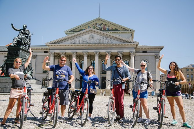 Munich City Bike Tour + Beer Garden Lunch Stop - A four-hour introduction to Munich by bike