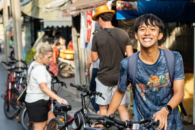 Must-Try: Hidden Bangkok Bike and Food Tour - Starting in Somdet Chao Phraya