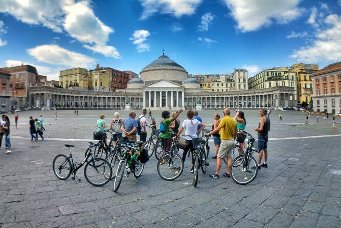 Naples Guided Tour by Bike - Via dei Tribunali and Naples Pizza Country