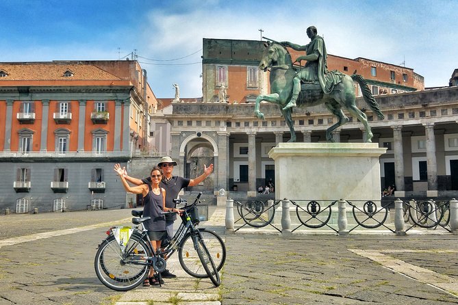 Naples Guided Tour by Bike - Castel dell’Ovo and the Gulf Views
