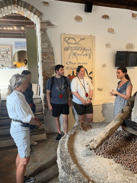 Naxos: Private E-Bike Tour with Farm Lunch - Lunch in a traditional taverna