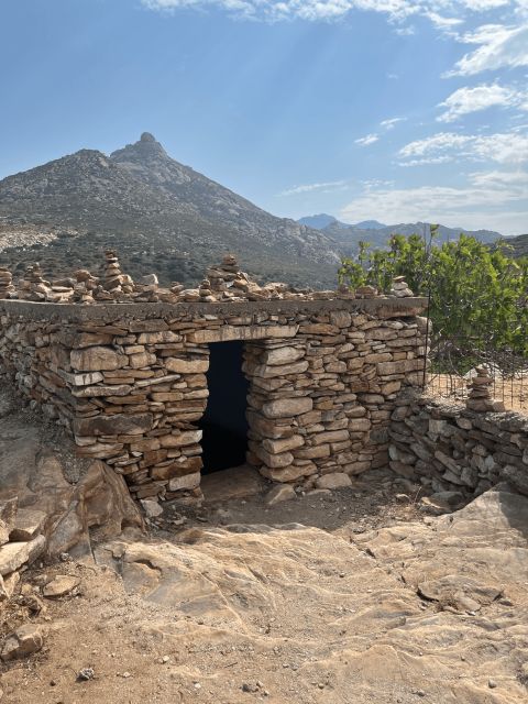 Naxos: Private E-Bike Tour with Farm Lunch - Starting among the olive groves of Melanes
