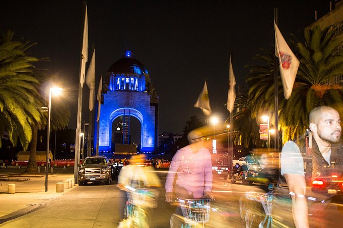 Neon Bike Party - Private Bike Tour - Meeting at Paseo de la Reforma 24