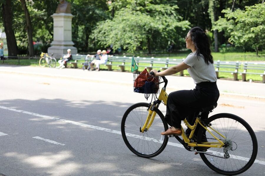 New York City: Highlights of Central Park Bike or eBike Tour - Shakespeare Garden and the park’s quieter side
