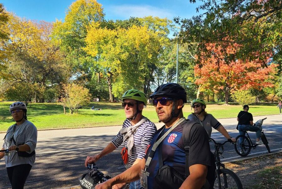 New York City: Highlights of Central Park Bike or eBike Tour - Strawberry Fields and the Imagine Mosaic