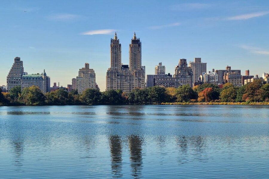 New York City: Highlights of Central Park Bike or eBike Tour - The guides are a major part of the value