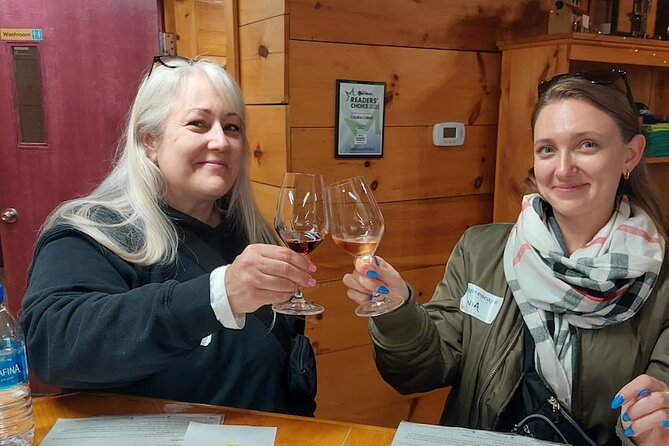 Niagara-on-the-Lake Cycle and Wine-Tasting Tour with Optional Lunch - Winery stop three: finish with a clear sense of place