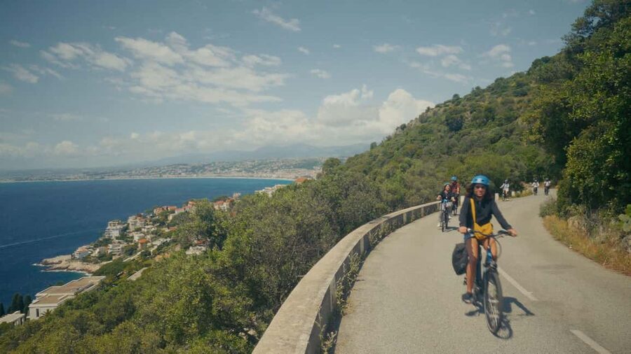 Nice: City Highlights Bike tour - Starting in Old Nice at 9 Rue Colonna dIstria