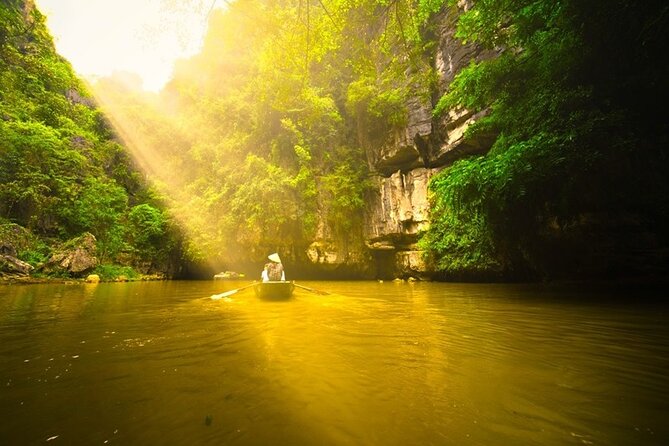Ninh Binh Tour: Deluxe & Small Group Tam Coc Hoa Lu - Boat, Biking, Buffet Lunch - Why this Hanoi day trip works