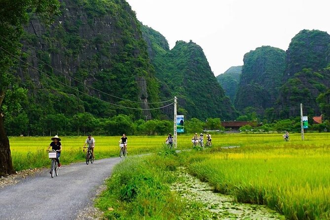 Ninh Binh Tour: Deluxe & Small Group Tam Coc Hoa Lu - Boat, Biking, Buffet Lunch - The possible stair climb