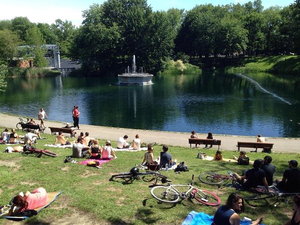 Non Touristy Pink Bike Tour by Spade & Palacio - Key details before you book