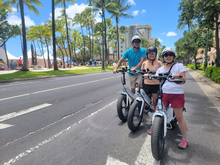 Oahu: Diamond Head E-bike Scenic Ride - Guide quality and group size