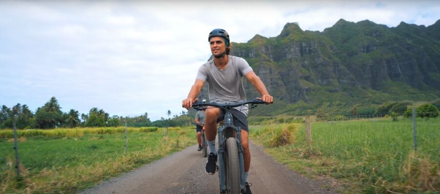 Oahu: Kualoa Electric Bike Tour - Practical clothing and packing advice