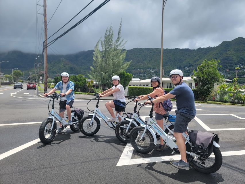 Oahu: Waikiki E-Bike Ride and Manoa Falls Hike - Equipment, water, and photographs