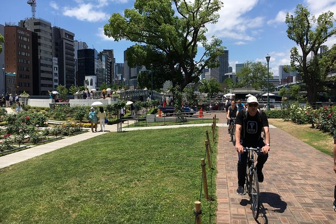 One-Day Osaka Bike Adventure: 5–6 Hours - Shinsekai shows Osaka’s informal side