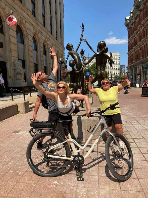 Ottawa: 2 or 3.5-Hour Guided Bike Tour with a Local Guide - Why seeing Ottawa by bicycle makes sense