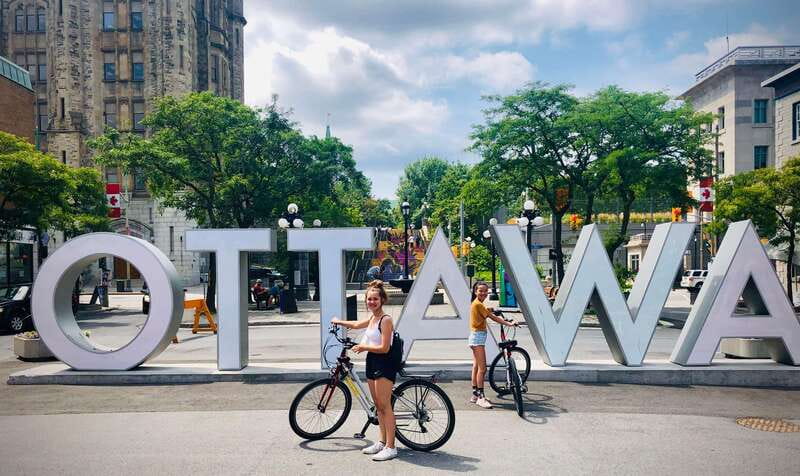 Ottawa: 4 or 8-Hour Bike Rental with Self-Guided Tour - What the $28 price really buys you
