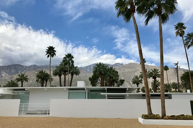 Palm Springs Modernism Architecture & History Bike Tour - What Brennan adds to the morning