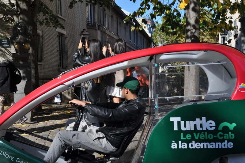 Paris: 2 hours Emily Tour in a Private Rickshaw bike - Is $68 per person good value?