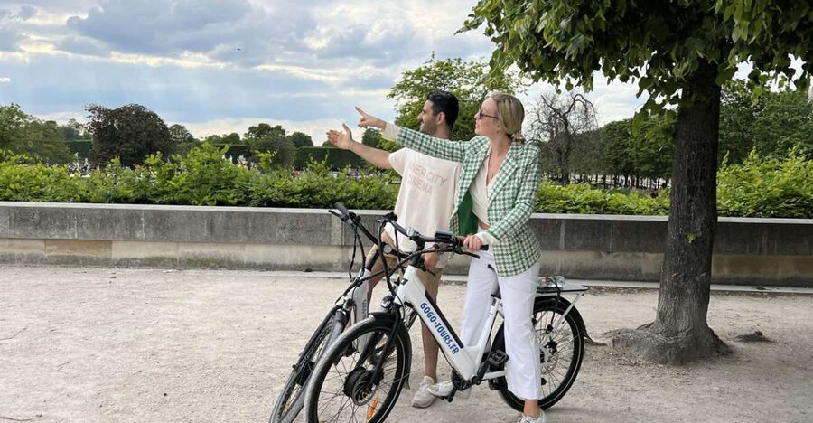 Paris: Afternoon E-Bike Guided Small Group Tour - From Avenue de la Bourdonnais to Les Invalides