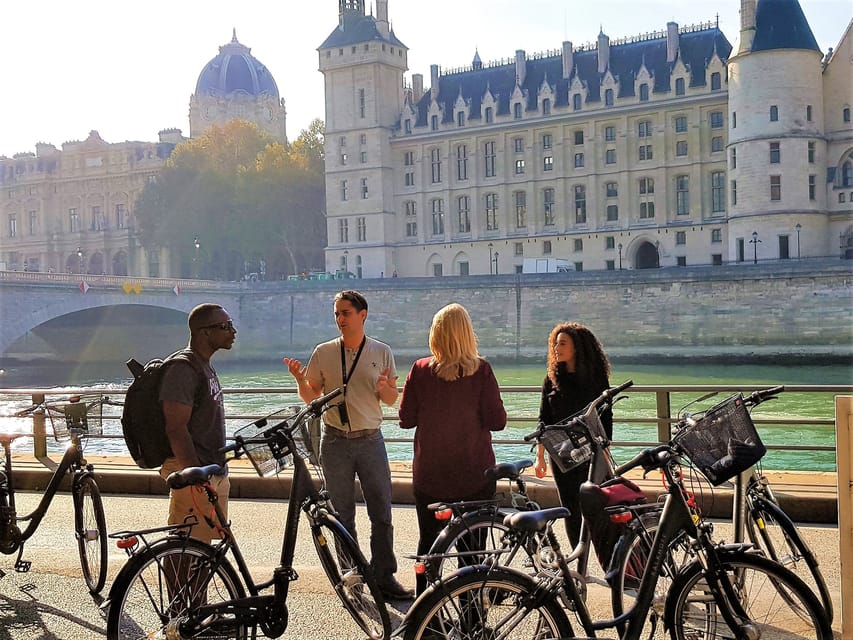 Paris: City Treasures Bike Tour - Key points at a glance