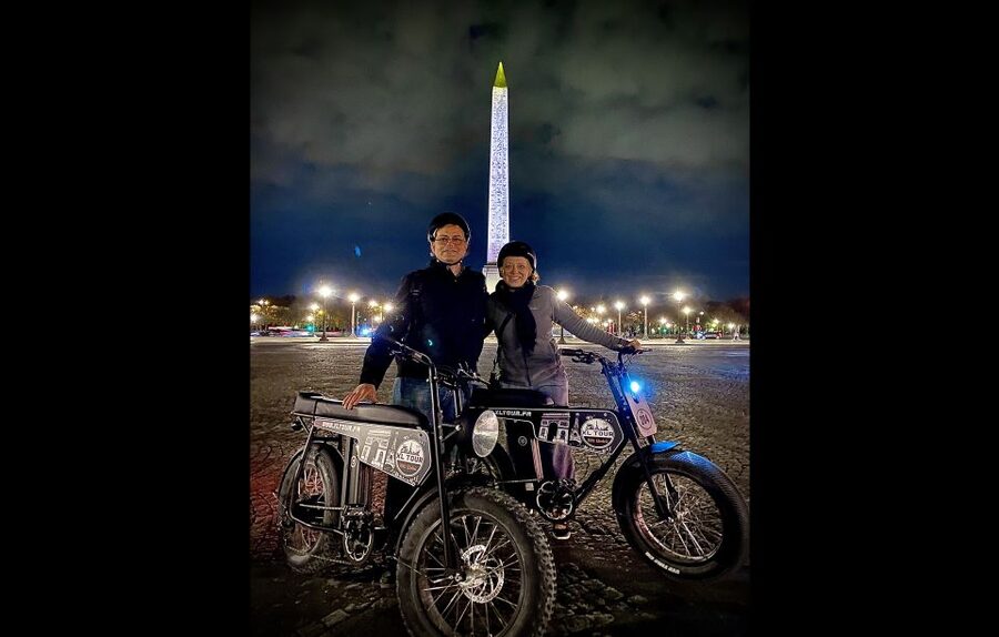 Paris: Eiffel Tower and Notre Dame Night Tour by E-Bike - Why a night ride works so well in Paris