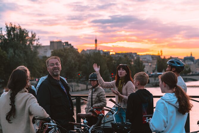 Paris Evening City of Lights Small Group Bike Tour & Boat Cruise - Safety, Fitness, and Comfort