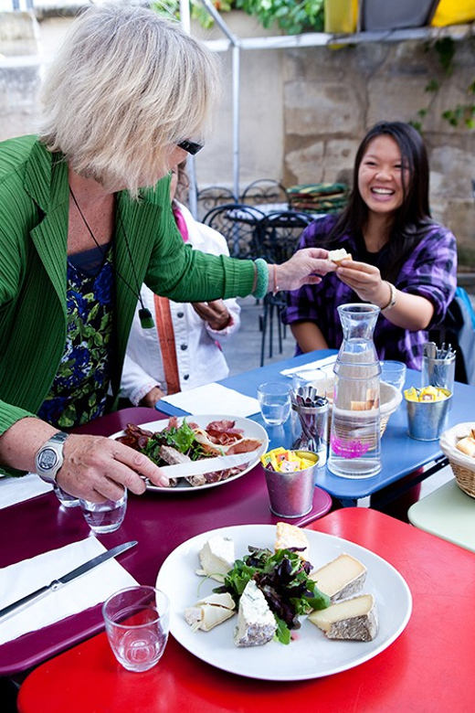 Paris Marais Bike Tour with Cheese & Sweet Tastings - Crossing toward Île de la Cité