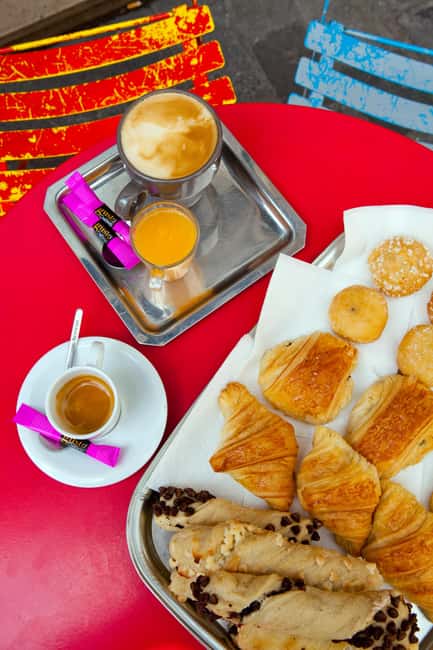 Paris Marais Bike Tour with Cheese & Sweet Tastings - Centre Pompidou and the changing face of Paris