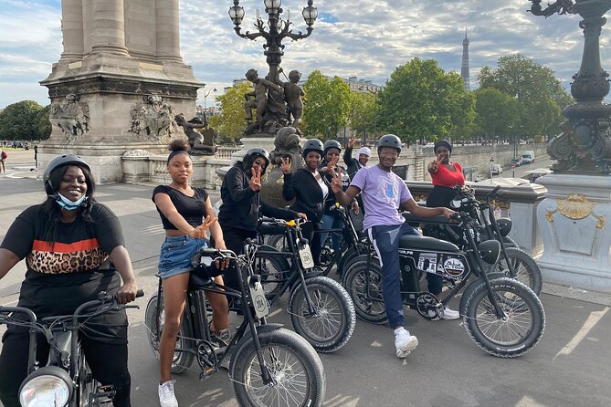 Paris Sightseeing Family Friendly Guided Electric Bike Tour - Les Invalides and the ride back