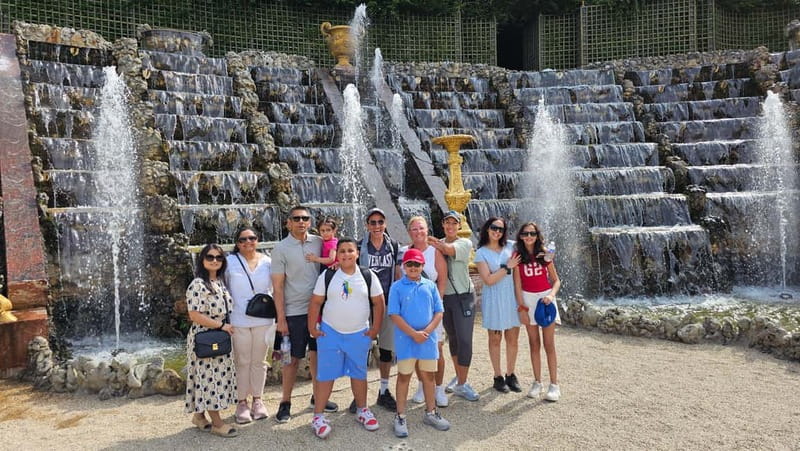 Paris: Versailles Golf Cart & Bike Tour with Palace Entry - Cycling to the Petit Trianon and Queen’s Hamlet