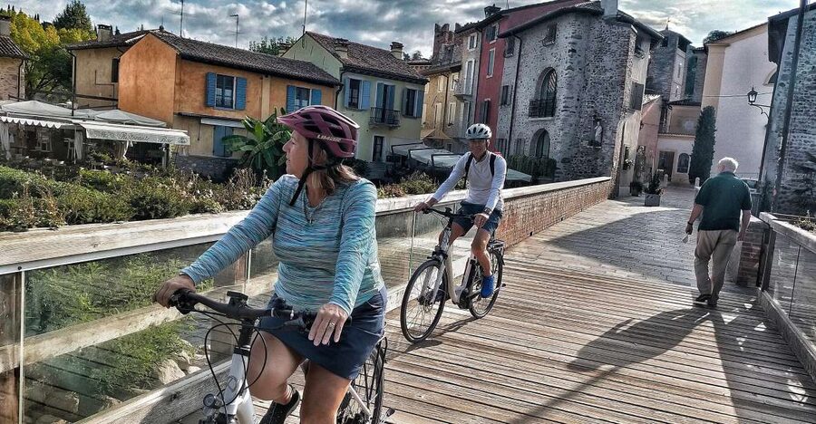 Peschiera del Garda: Lake Garda & Borghetto E-Bike Tour - Starting in Peschiera del Garda