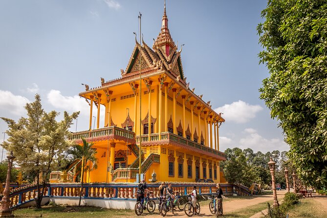 Phnom Penh: Cycling Adventure on Islands of the Mekong - A 20 to 25 kilometer ride through island country