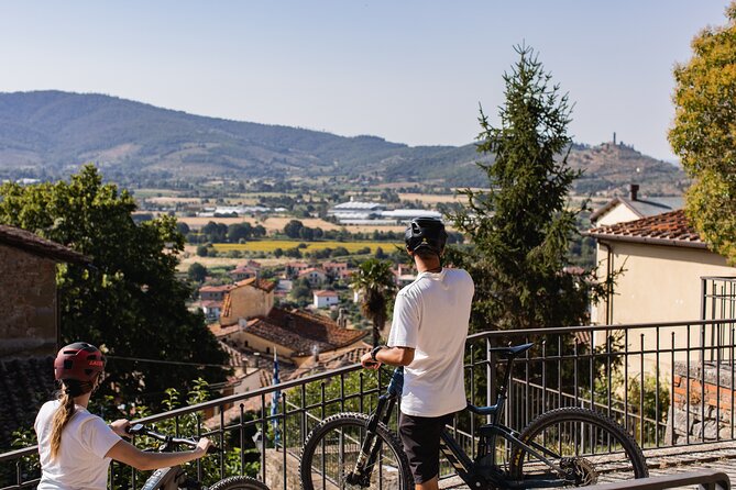 Pienza - Ebike tour for a full immersion in Val d'Orcia. - San Quirico d’Orcia adds another small-town stop