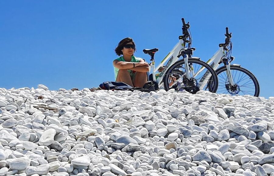Pisa: Self-Guided tour to the sea by E-Bike - Following the Ciclopista del Trammino
