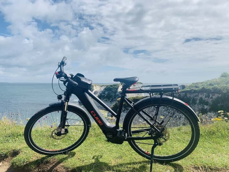 Poole: Old Harry Rocks and Corfé Castle Guided E-bike Tour - Corfe Castle and the longer route option
