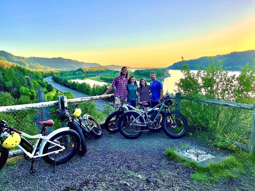 Portland: E-Bike Tour at Multnomah Falls - Horsetail Falls: a quick first reward