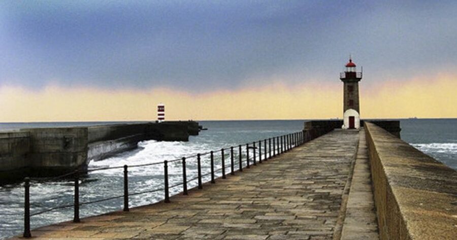 Porto: 3-Hour Bike Tour - Matosinhos Beach and the She Changes sculpture