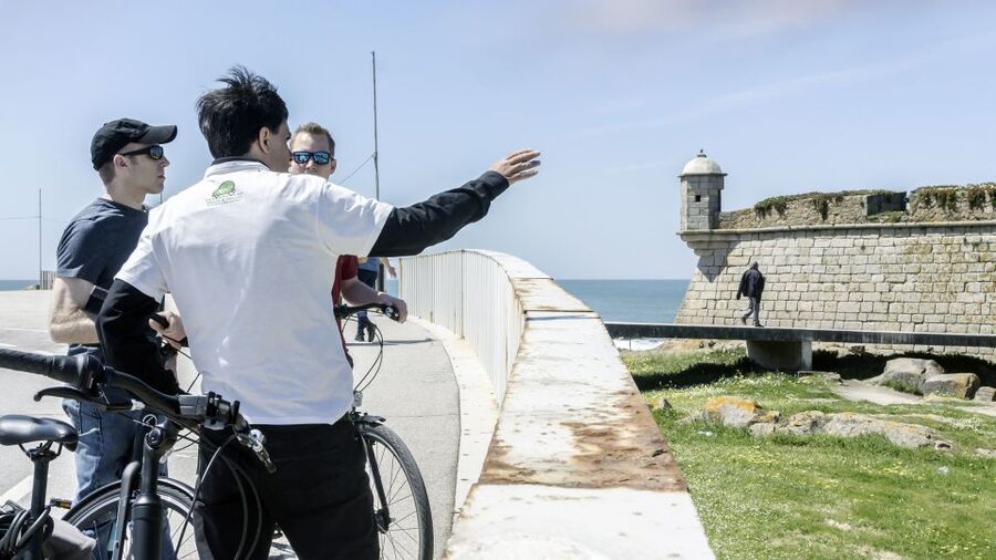 Porto: 3-Hour Bike Tour - Riding through City Park