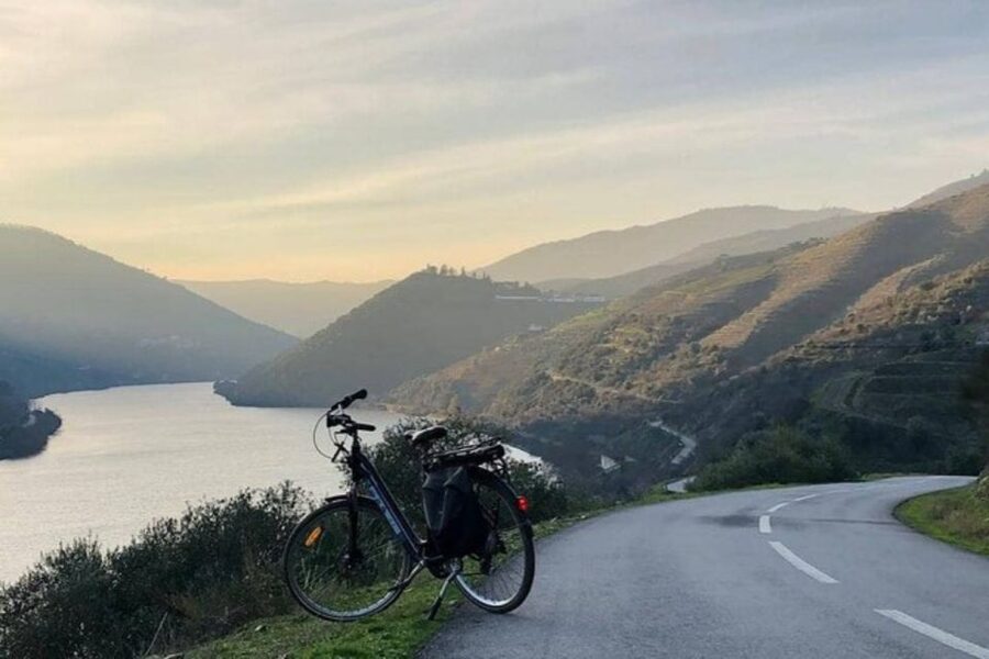 Porto: Bicycle Rental - Starting with the map and your own route