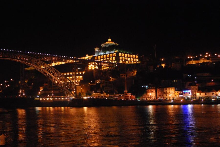 Porto: Guided e-bike tours in Porto and Gaia - Viewpoints, sunsets, and the road toward the ocean