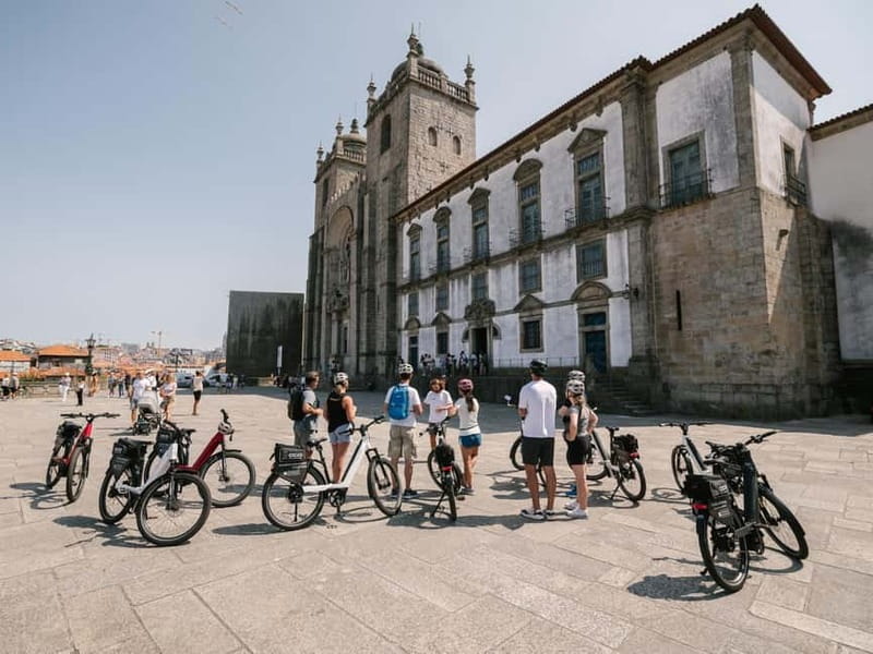 Porto: Highlights in 3 Hours E-Bike Tour - Palácio de Cristal gardens and Porto viewpoints