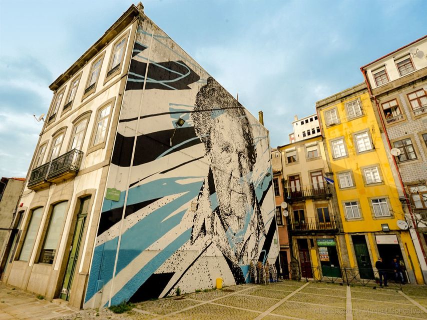 Porto: Historic e-Bike Tour with a guide - Key points before you book