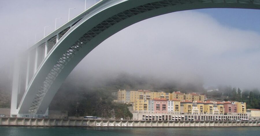 Porto: Private Bike Tour with a Local Guide - Following the river toward Cantareira