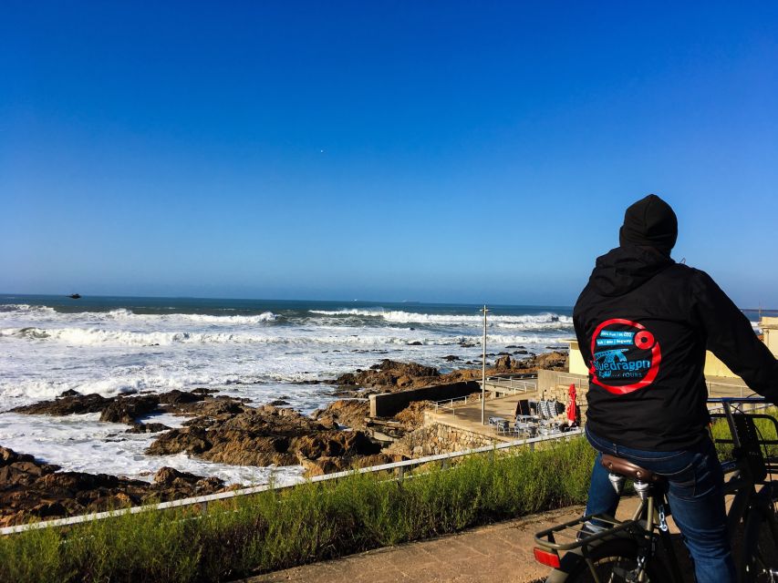 Porto: Riverside Panoramic E-Bike Tour - What the guides add to the ride