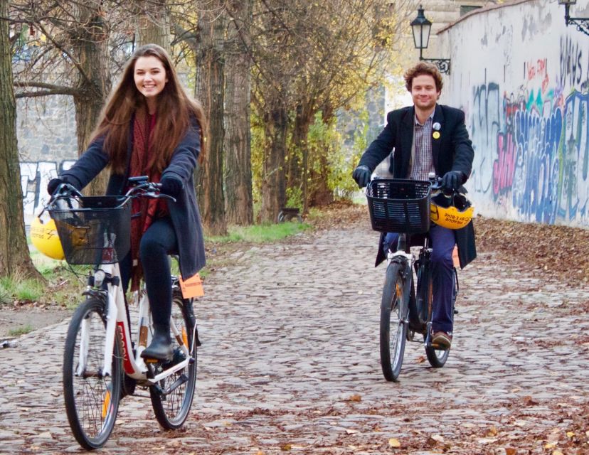 Prague: 3–Hour Communism and World War 2 E-Bike Tour - Old Town and the Jewish Quarter: History in the Streets