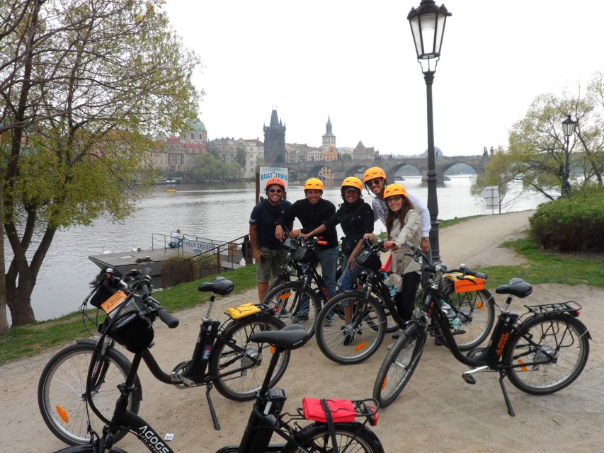Prague 3-Hour Sightseeing Tour by Electric Bike - Petrin Hill, the Dancing House, and the ride back